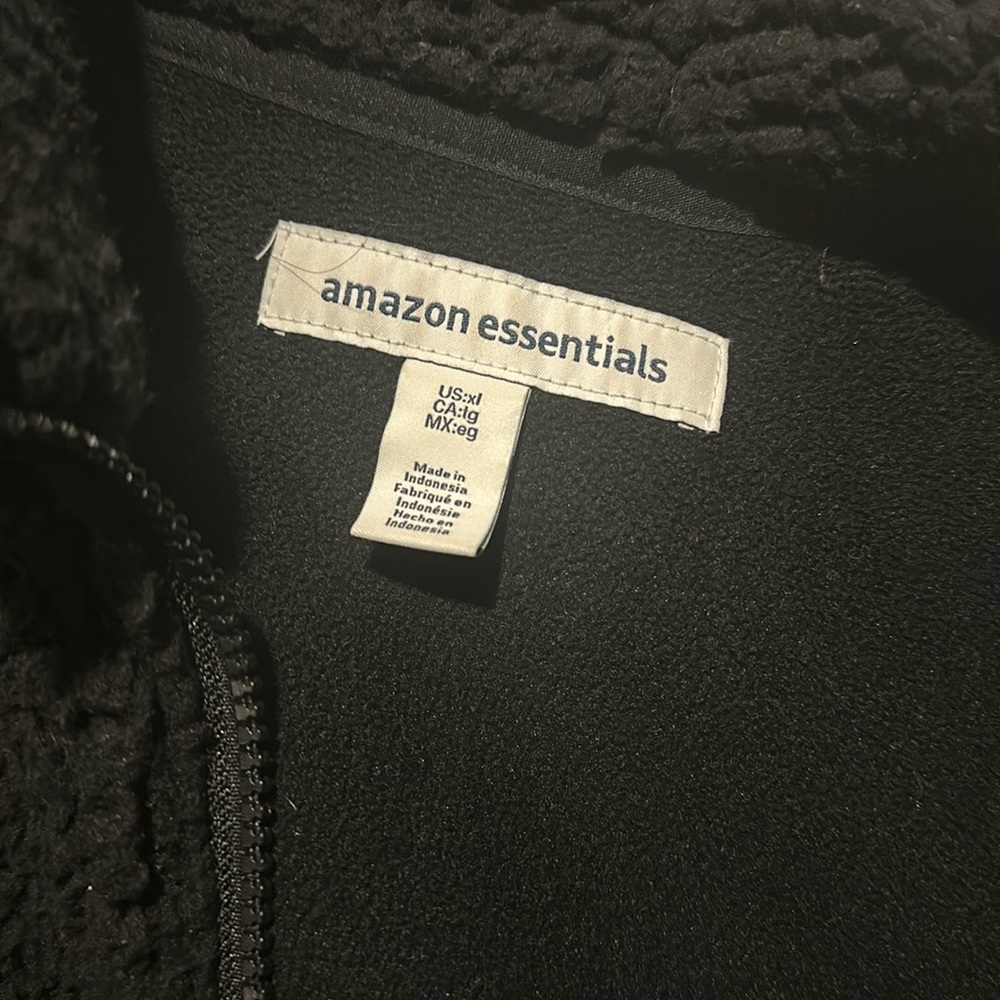 Fleece jacket - Picture 2 of 2